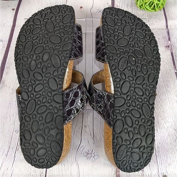 Taos Nameshout Leather Croc Slide Sandals Cushioned Footbed Comfort - Picture 6 of 11